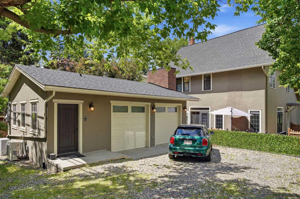 615 Crescent Boulevard SW, Calgary, Alberta, T2S 1K8