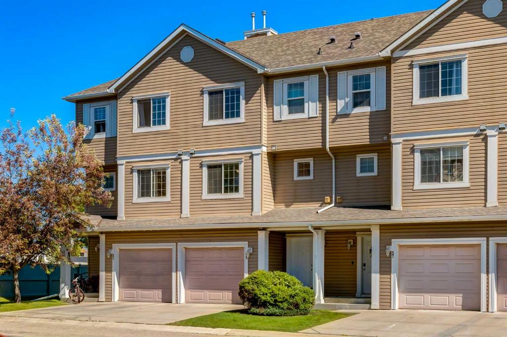 55 Copperfield Court SE, Calgary, Alberta, T2Z 4Z3