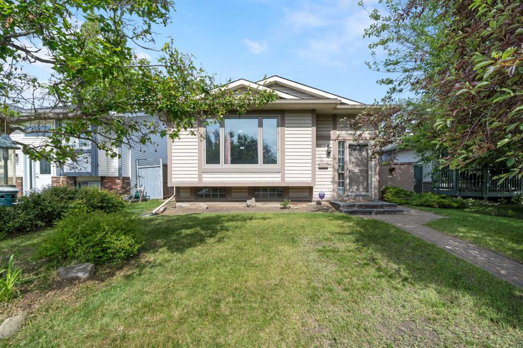 431 Shawbrooke Circle SW, Calgary, Alberta, T2Y 2Z8