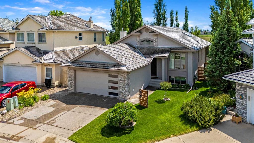 66 Mt Gibraltar Heights SE, Calgary, Alberta, T2Z 3R3