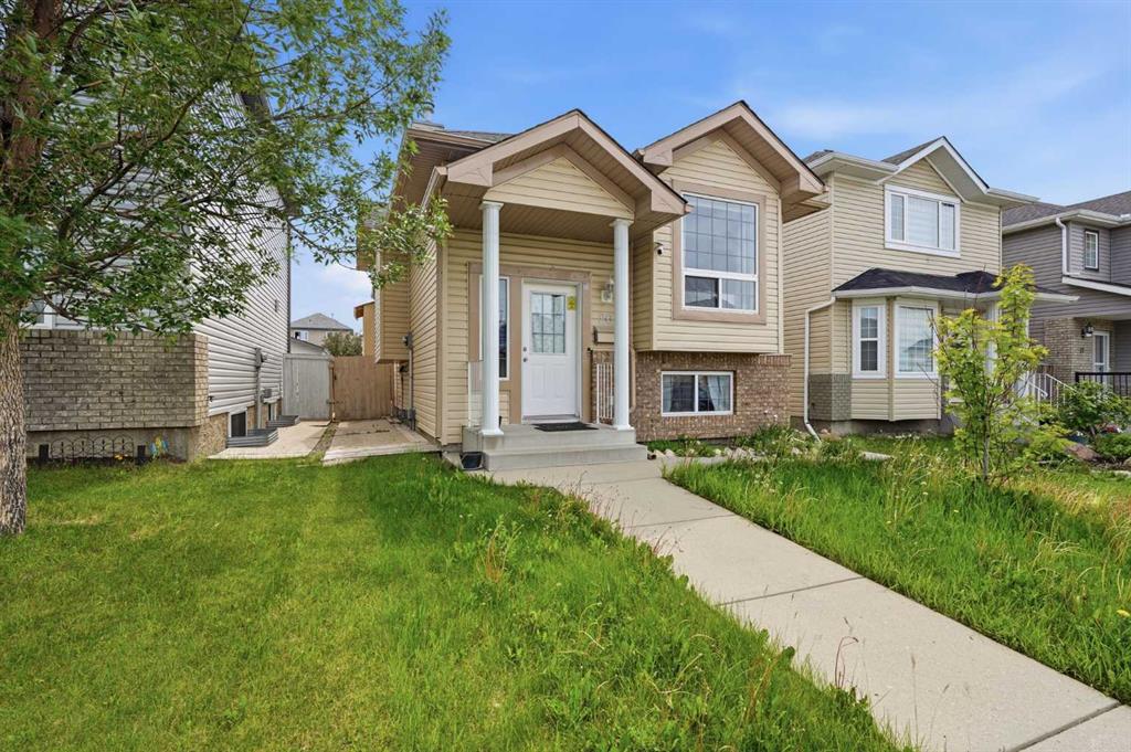20 Saddlefield Road NE, Calgary, Alberta, T3J4Z8