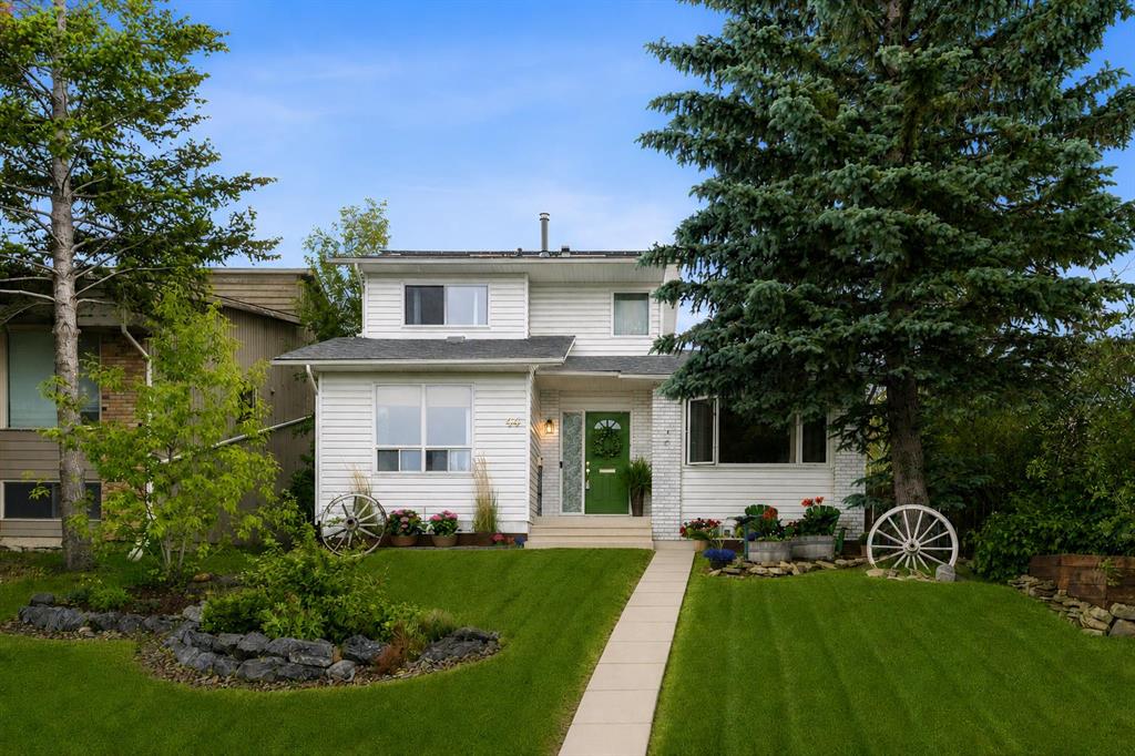 44 Beddington Crescent NE, Calgary, Alberta, T3K 1N5