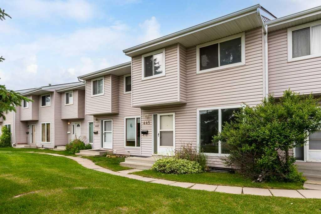 445 40 Street NE, Calgary, Alberta, T2A 6S1