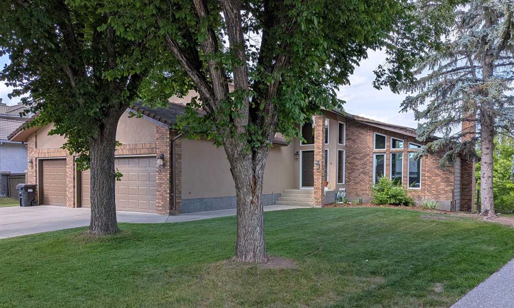 56 Patterson Crescent SW, Calgary, Alberta, T3H 1T1