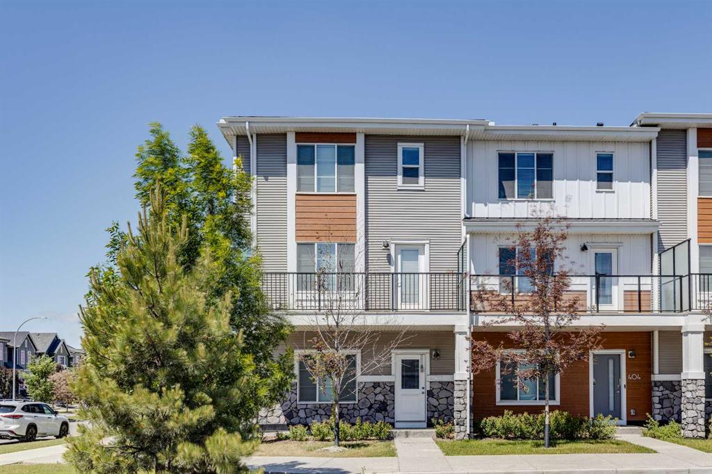 #402 669 Savanna Boulevard NE, Calgary, Alberta, T3J 2K2