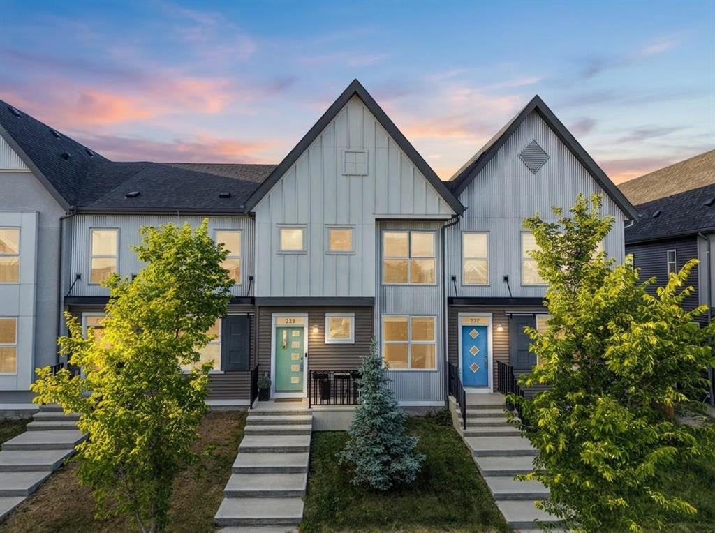 228 Livingston View NE, Calgary, Alberta, T3P 0Z9