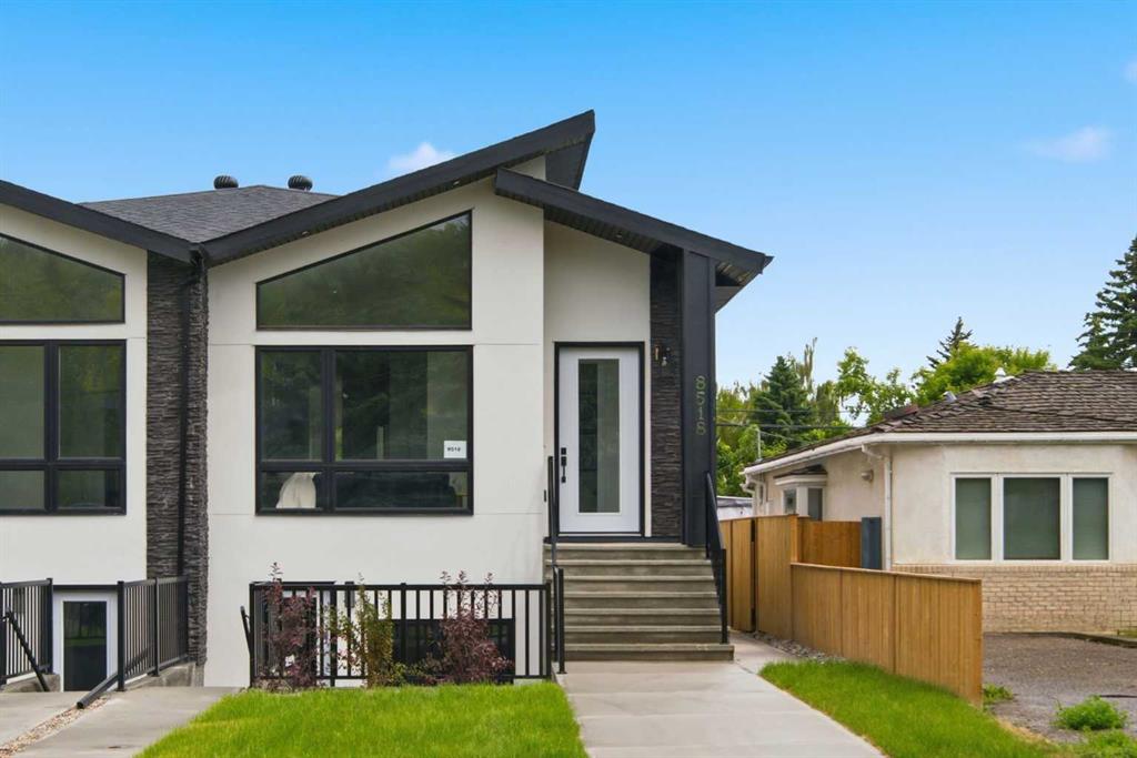 8518 33 Avenue NW, Calgary, Alberta, T3B 1M1