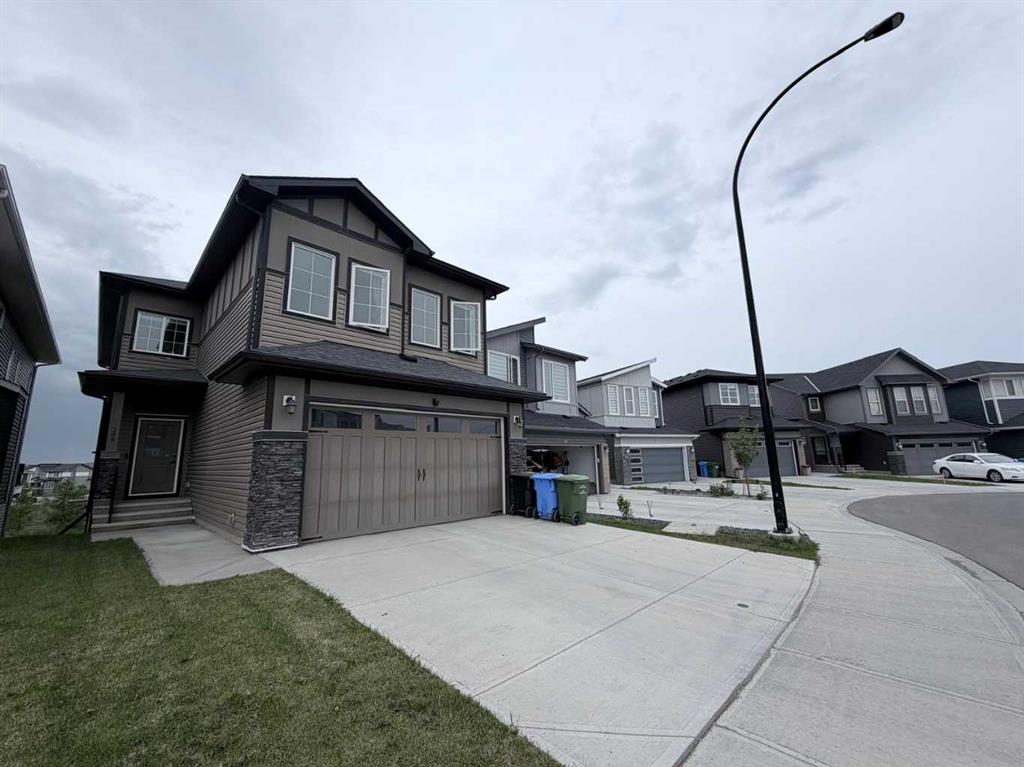 300 Carringvue Place NW, Calgary, Alberta, T3P2A5