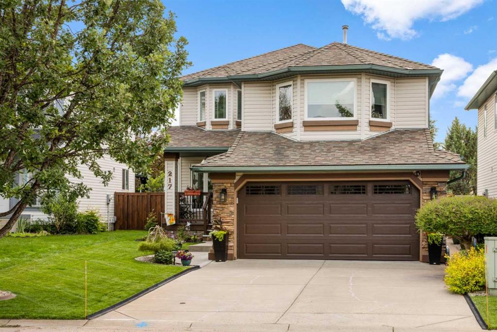 217 Douglas Glen Close SE, Calgary, Alberta, T2Z 2V7