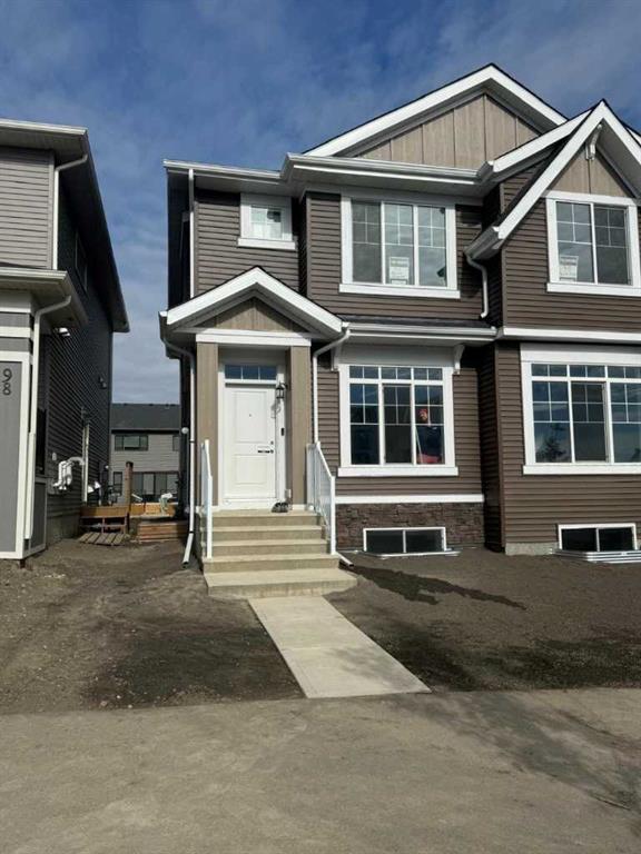 94 aquila Drive, Calgary, Alberta, T3R 2C4