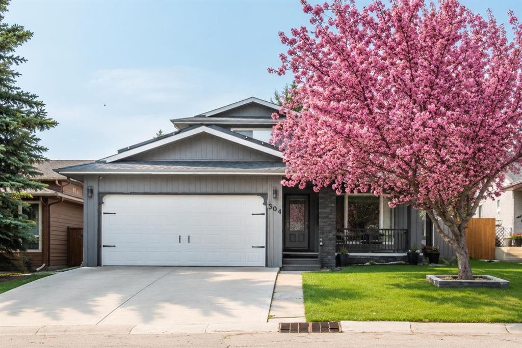304 Shawcliffe Circle SW, Calgary, Alberta, T2Y1A4