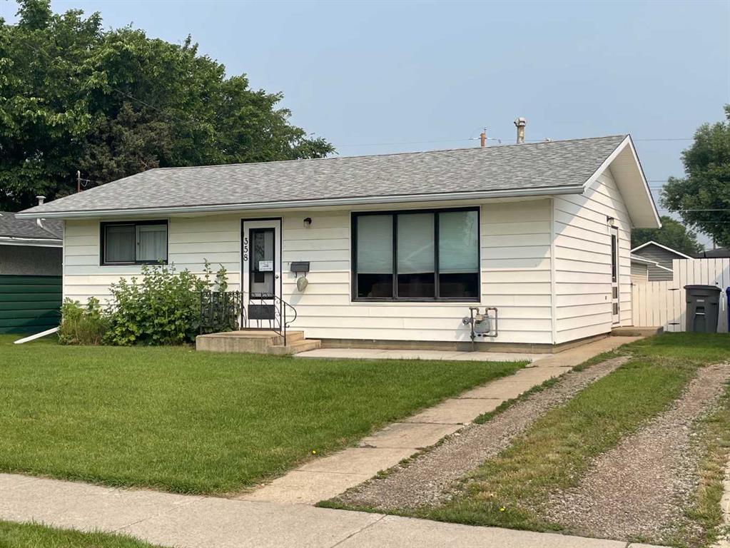 358 48 Avenue W, Claresholm, Alberta, T0L 0T0