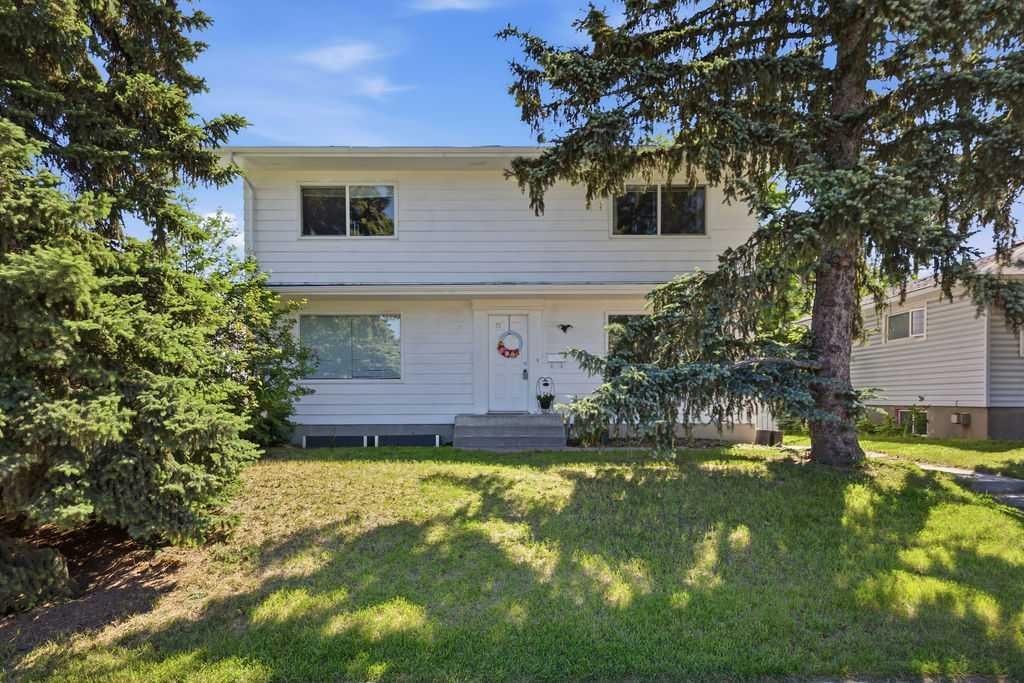 2812 19 Street NW, Calgary, Alberta, T2M 3V8