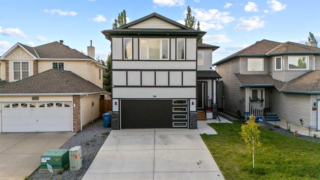 136 Douglas Ridge Green SE, Calgary, Alberta, T2Z 2T3