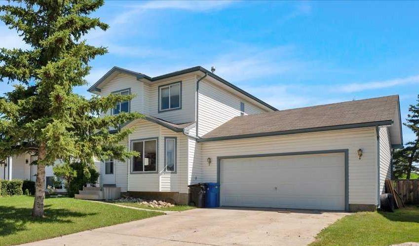 118 Meadowpark Drive, Carstairs, Alberta, T0M 0N0