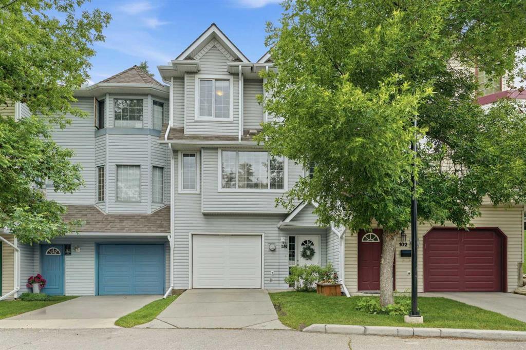 104 Patina Point SW, Calgary, Alberta, T3H 3J7