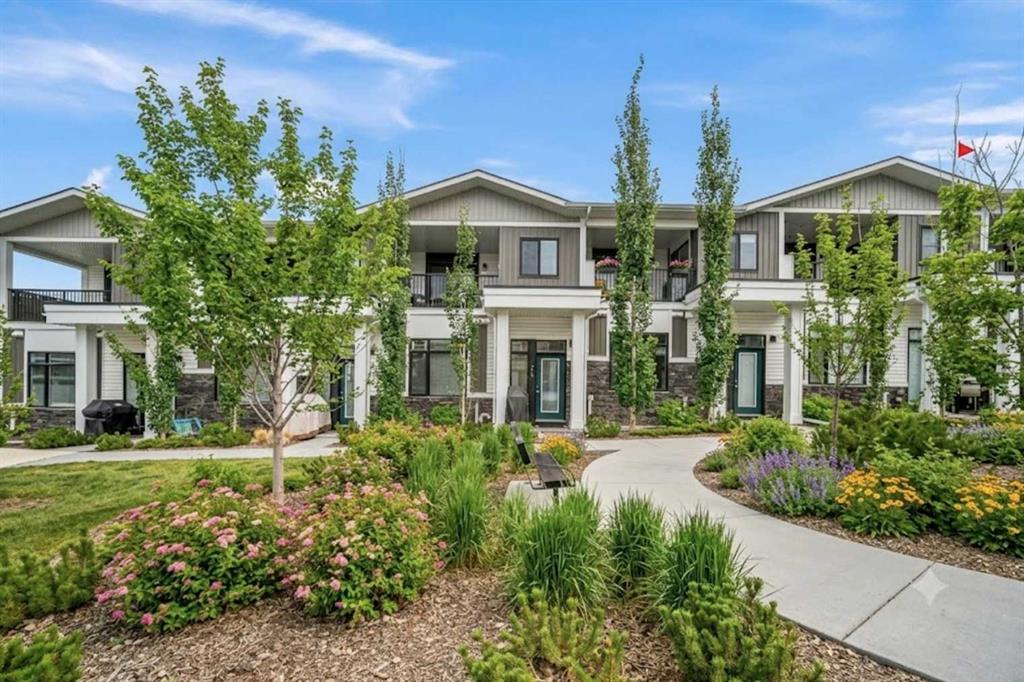 210 Crestbrook Common SW, Calgary, Alberta, T3B6L1
