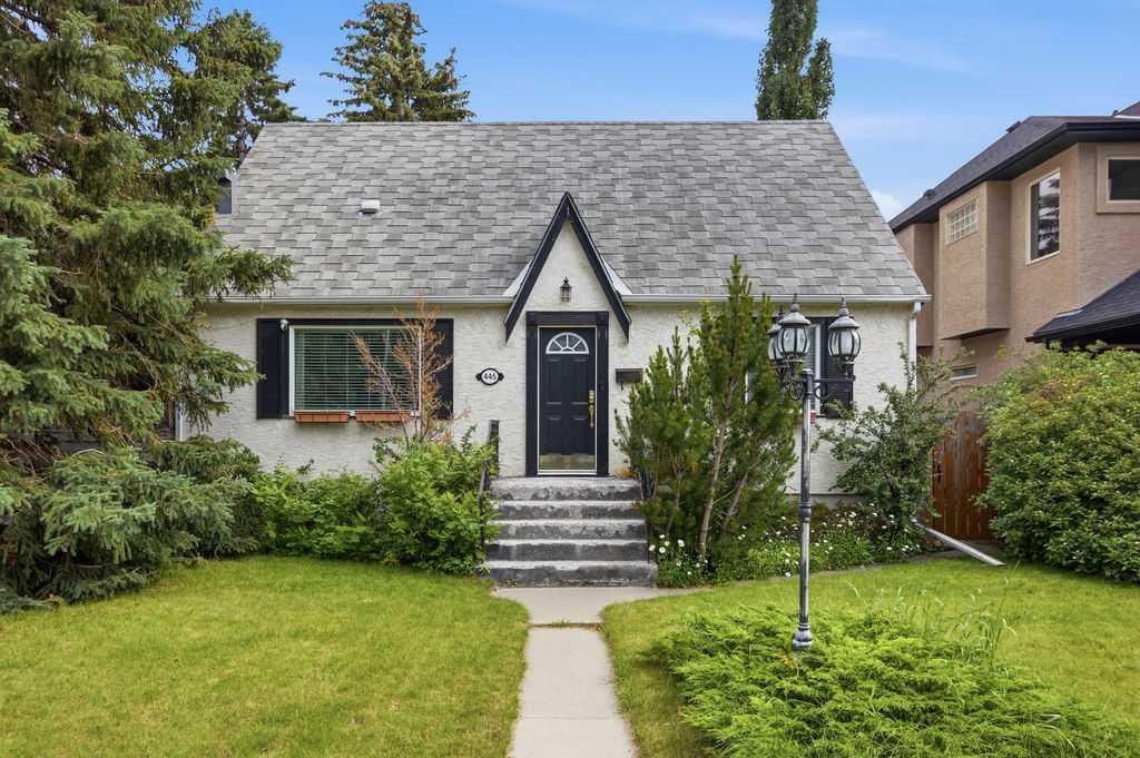 445 29 Avenue NW, Calgary, Alberta, T2M 2M4