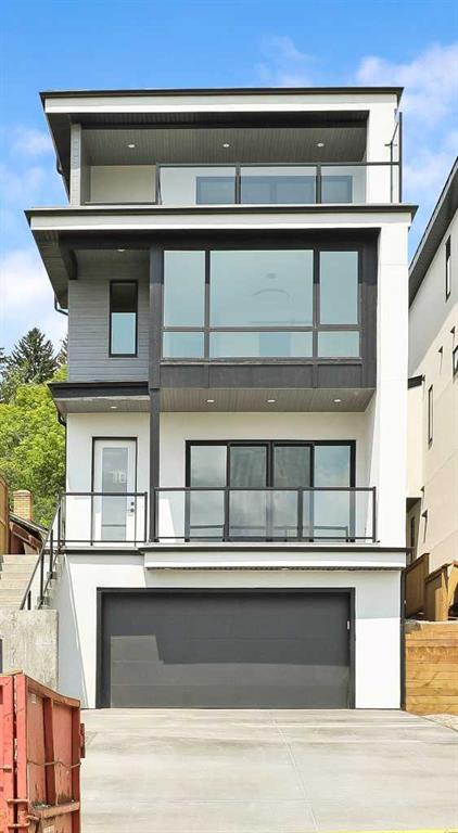 710 Bridge Crescent NE, Calgary, Alberta, T2E5B5