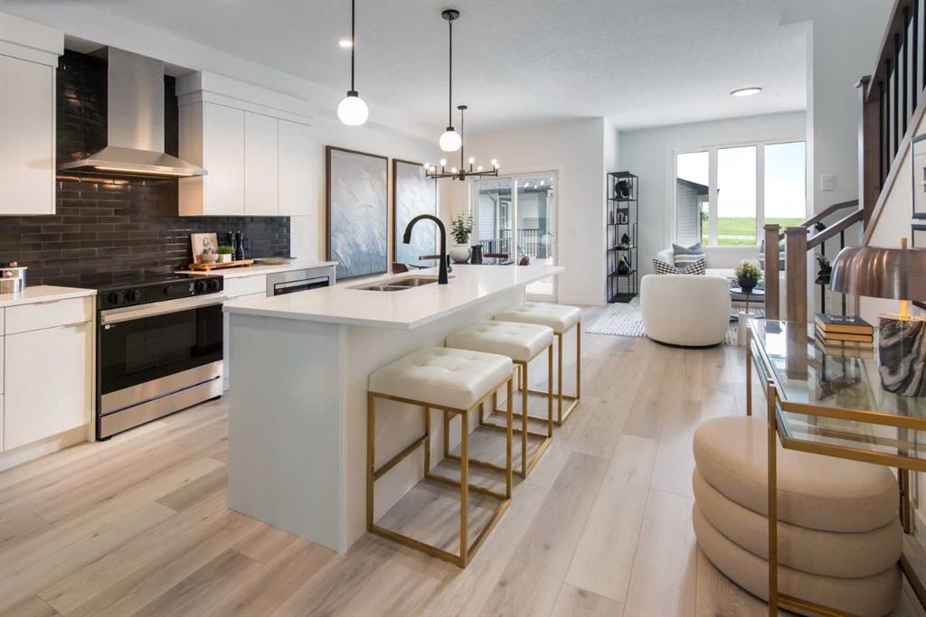 61 Heritage Park, Cochrane, Alberta, T4C 3M8