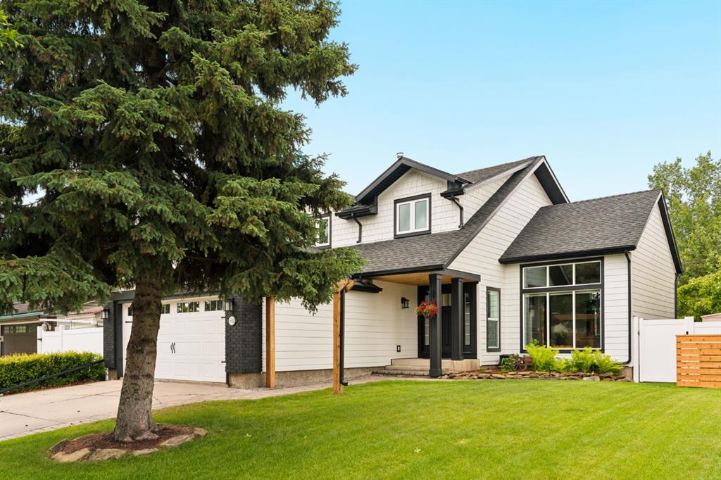 692 Woodpark Boulevard SW, Calgary, Alberta, T2E 3R7