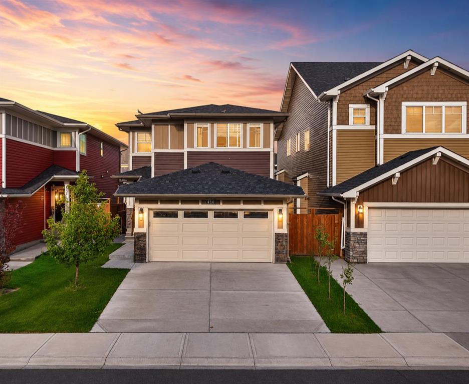 16 Saddlestone Heath NE, Calgary, Alberta, T3J2B6