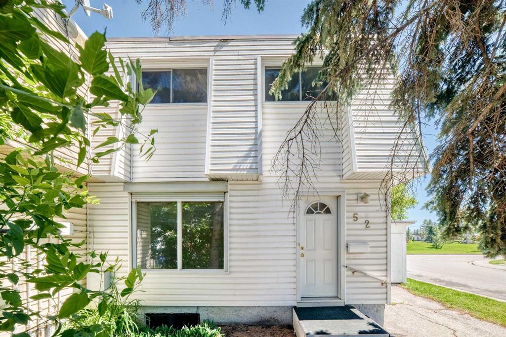 52 Doverdale Mews SE, Calgary, Alberta, T2B 1V9