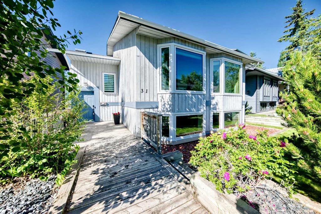 31 Ranchridge Way NW, Calgary, Alberta, T3G 1Z8