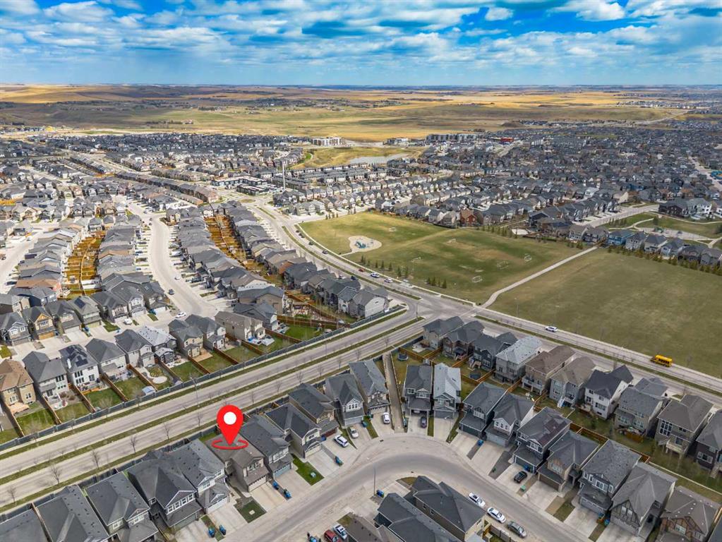 76 Nolancrest Circle NW, Calgary, Alberta, T3R 0T8