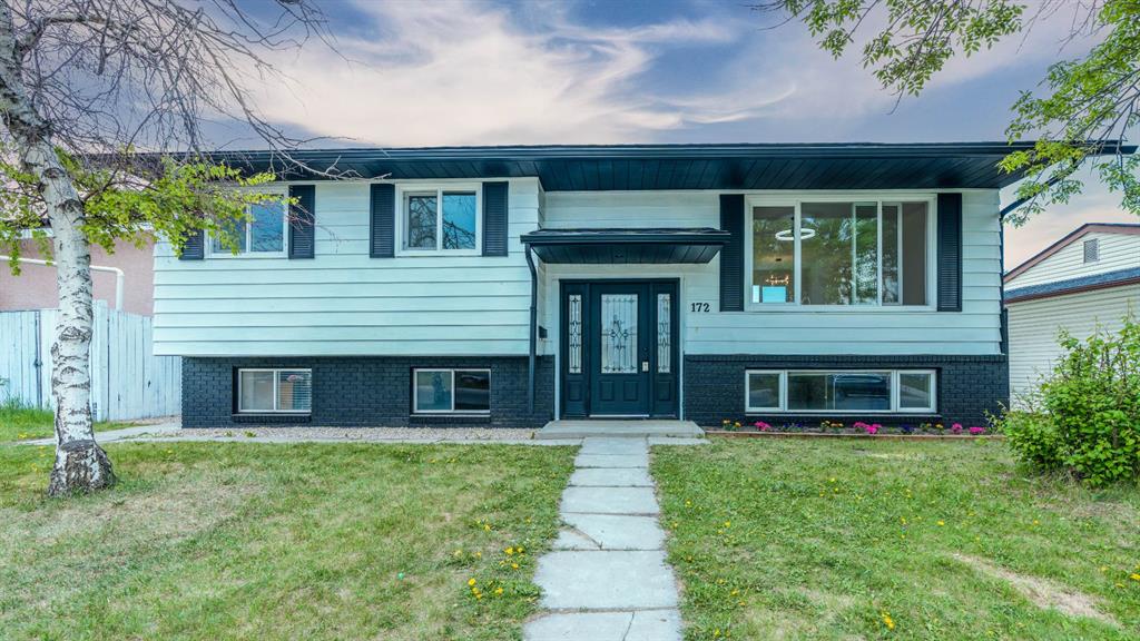 172 Pinewind Road NE, Calgary, Alberta, T1y2g9