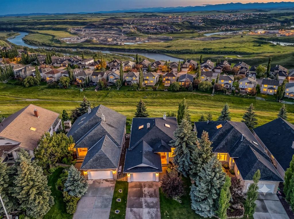 19 Gleneagles View, Cochrane, Alberta, T4C 1N9