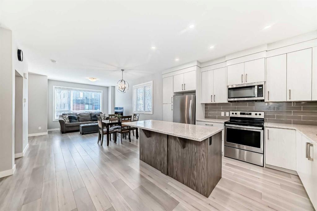 111 Redstone Crescent NE, Calgary, Alberta, T3N 1M4