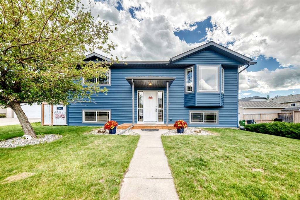 4 Strathford Place, Strathmore, Alberta, T1P 1S4
