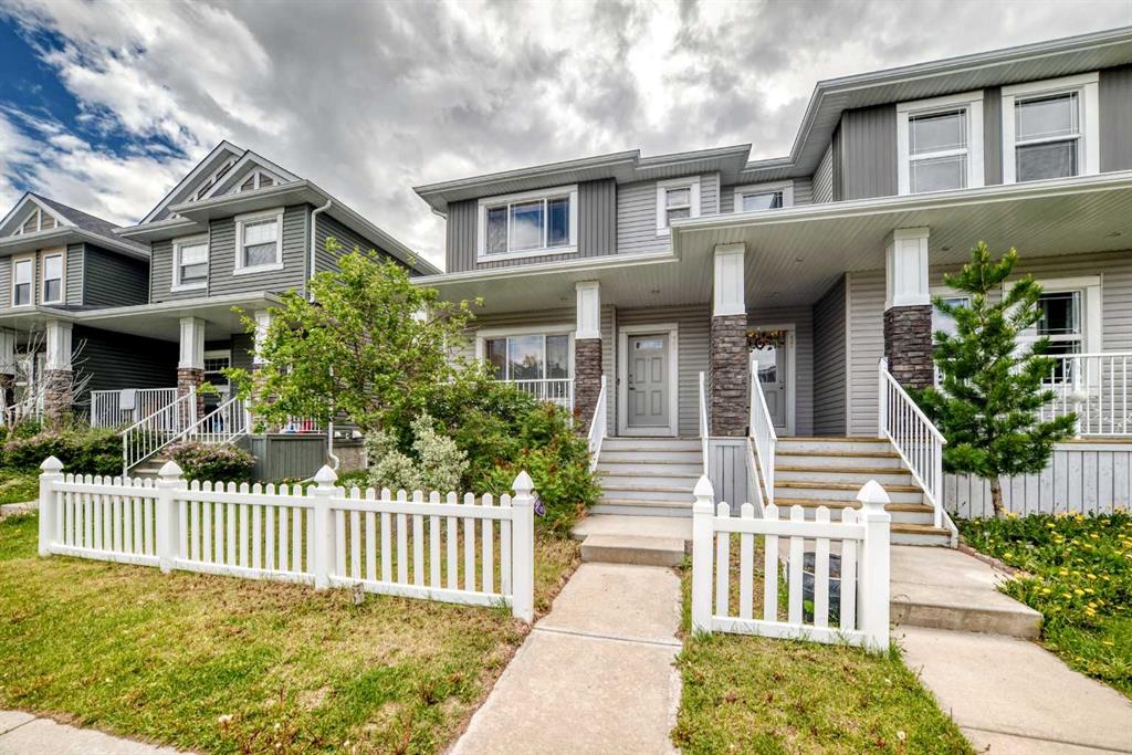 17 Redstone Common NE, Calgary, Alberta, T3N 0K3