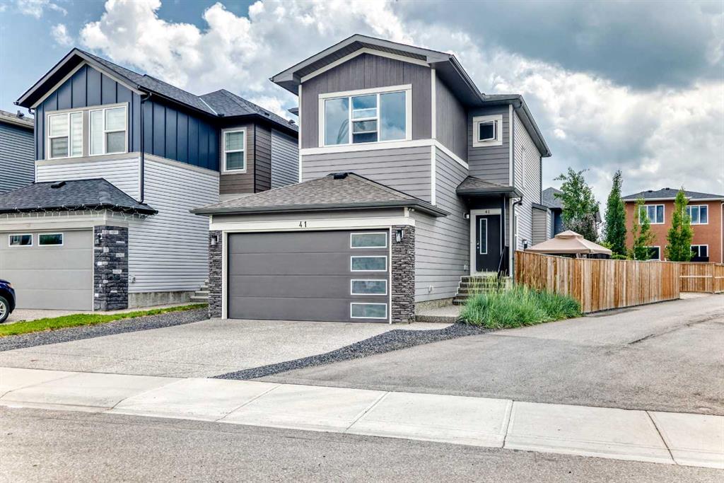 41 Walcrest Way SE, Calgary, Alberta, T2X 4G4