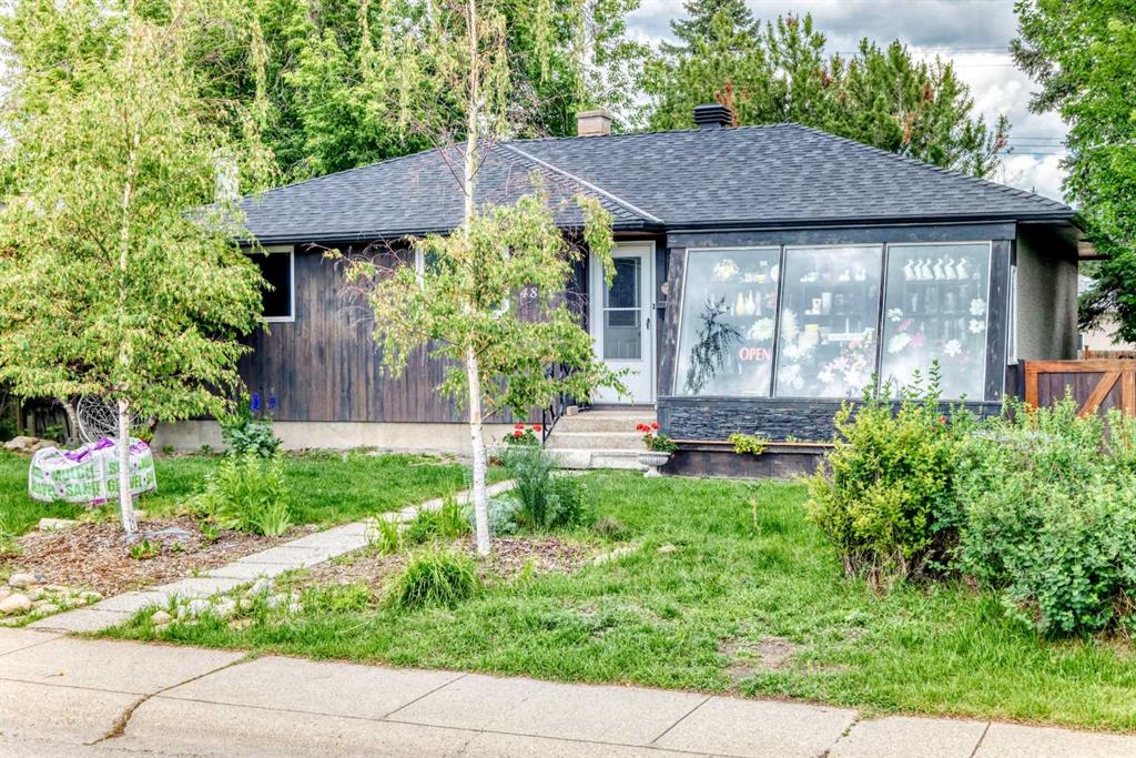 4832 Worcester Drive SW, Calgary, Alberta, T3C3L6