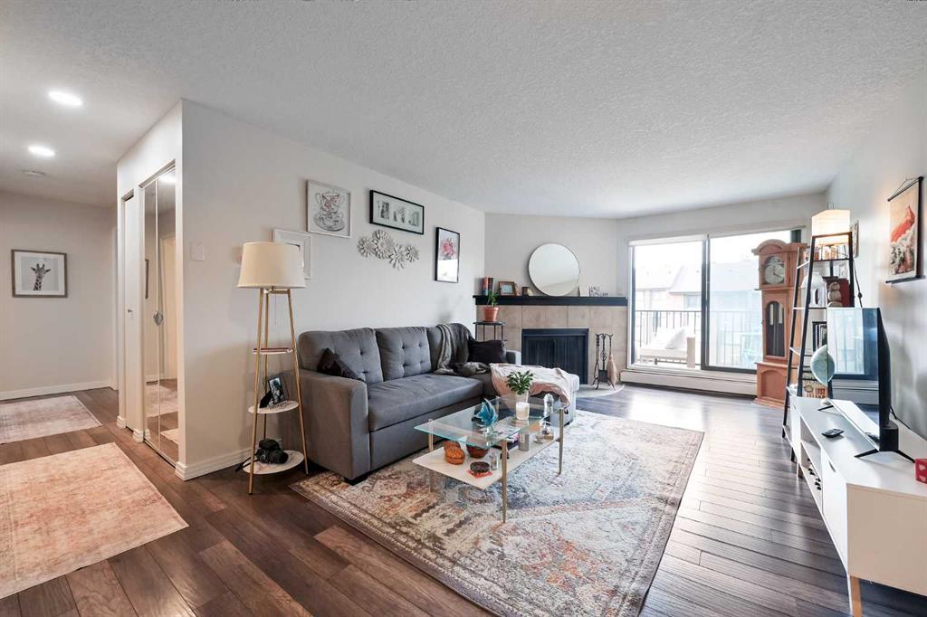 #2308 13045 6 Street SW, Calgary, Alberta, T2W5H1