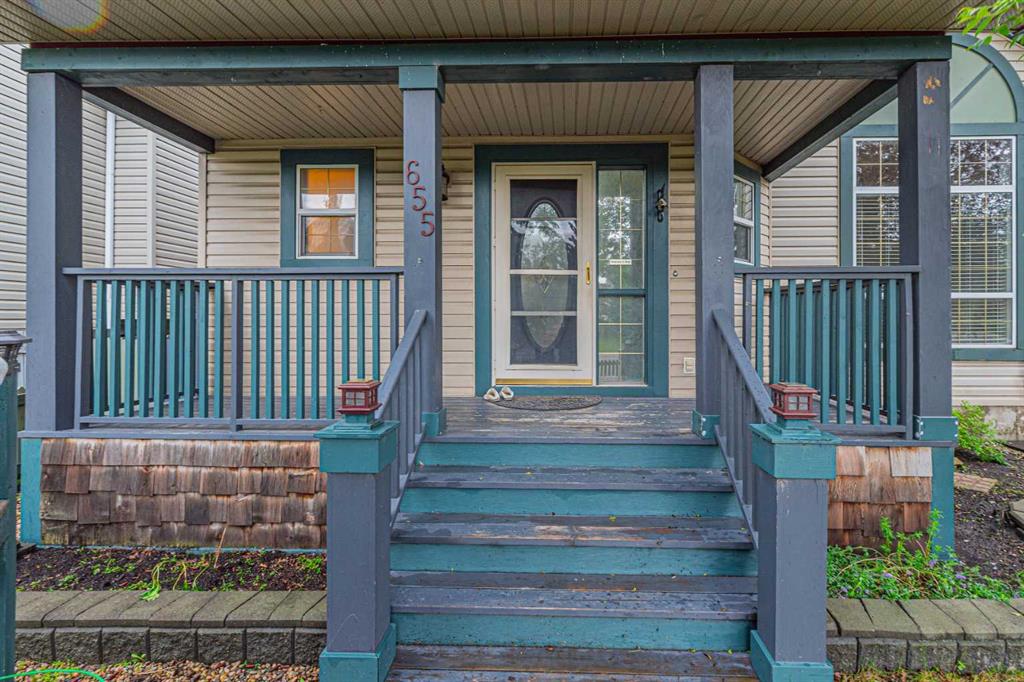 655 Erin Woods Drive SE, Calgary, Alberta, T2B 3L1
