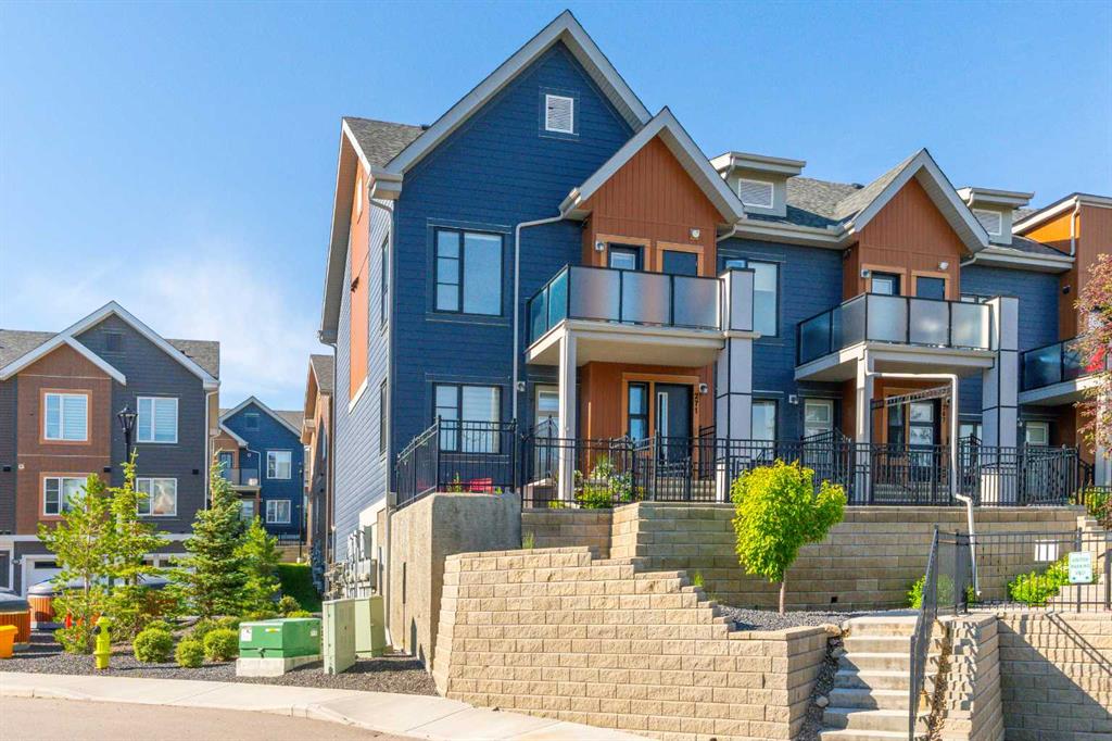 271 Livingston Common NE, Calgary, Alberta, T3P 1K1