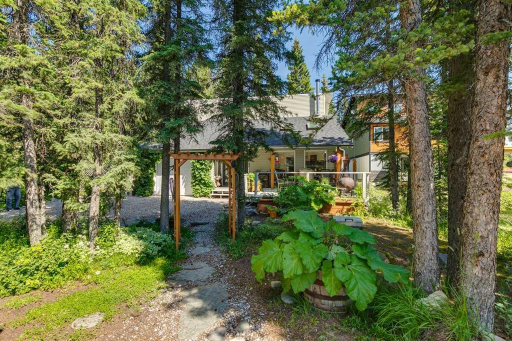 43 Bracken Road, Bragg Creek, Alberta, T0L0K0
