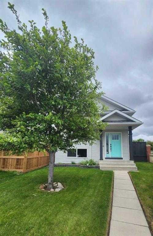 5 Country Hills Drive, Calgary, Alberta, T3K 4S5