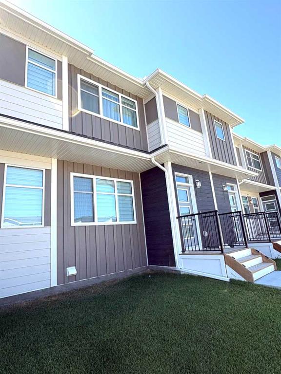 208 Wolf Hollow Park SE, Calgary, Alberta, T2X 6G6