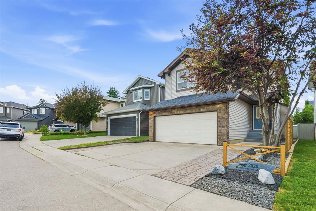 2020 Bridlemeadows Manor SW, Calgary, Alberta, T2Y 4R9