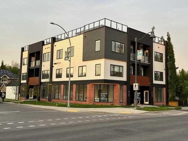 4744 Bowness Road, Calgary, Alberta, T3B 0B4