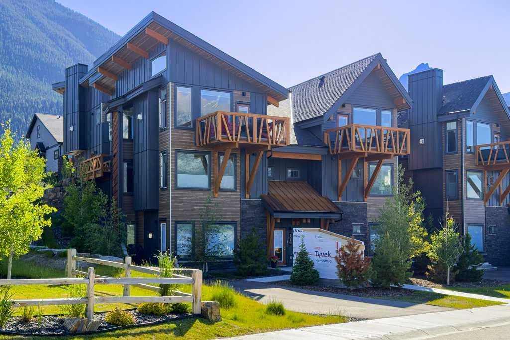 #202M 209 Stewart Creek Rise, Canmore, Alberta, T1W0N9