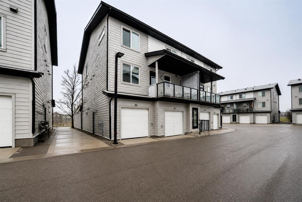 #202 245 Redstone NE, Calgary, Alberta, T3N 1M6