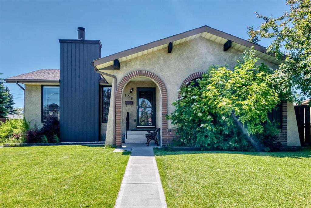 108 Falconridge Close NE, Calgary, Alberta, T3J 1A7