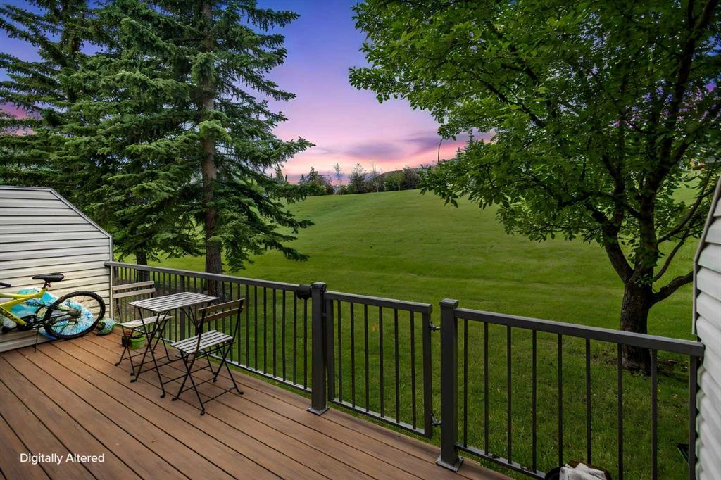 17 Patina Park SW, Calgary, Alberta, T3H 3E1
