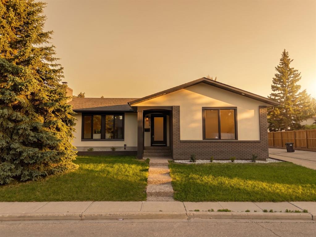 4904 Valiant Drive NW, Calgary, Alberta, T3A 1X2
