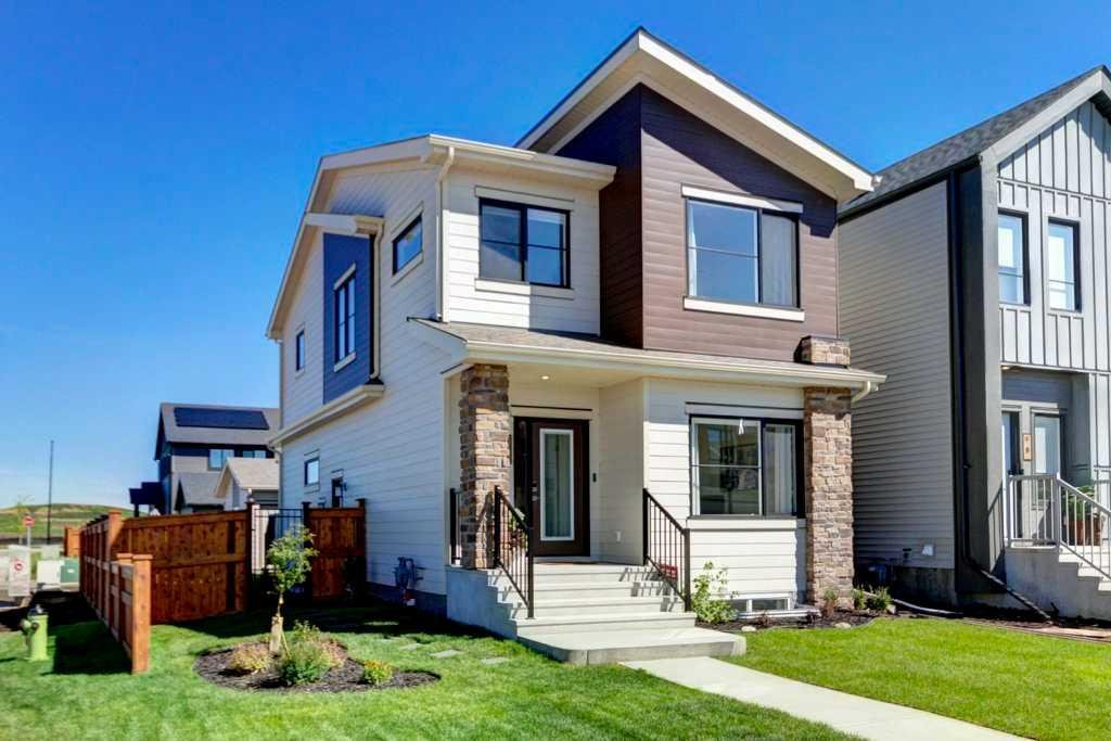 4 Heartwood Lane SE, Calgary, Alberta, T3S 0P9